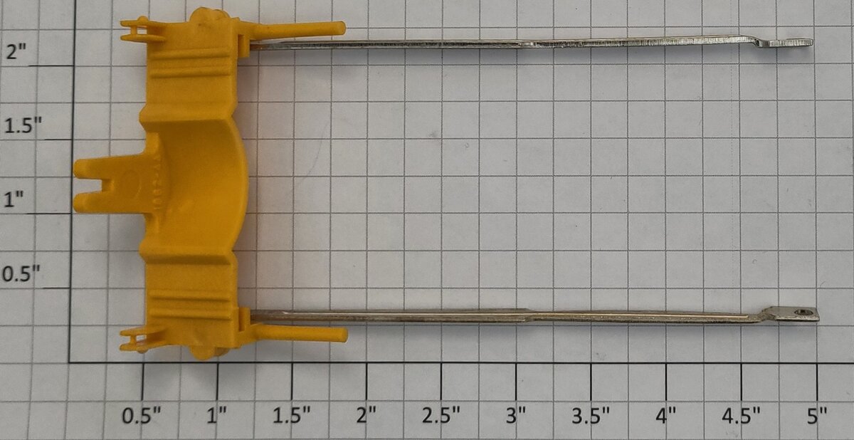 Lionel 8410-76 Yellow Twin Piston Assembly with Rods