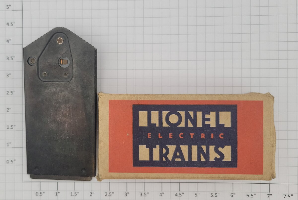 Lionel No. 41 Accessory Contactor in Separate Sale Box