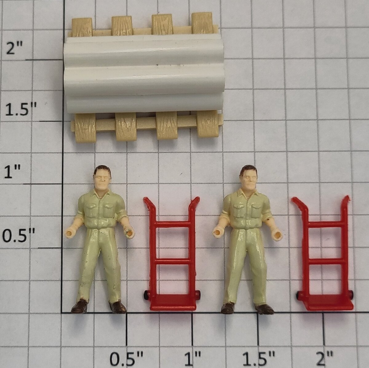 Lionel 12798-160 Figures/Pallets