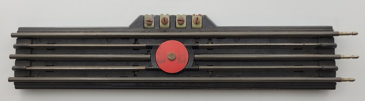 Lionel 5530-1 O Gauge UCS Uncoupler Track