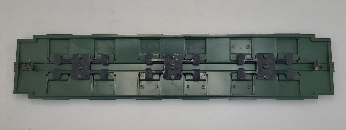 Lionel 6114-28 Dark Green Hopper Roof Assembly with Hatches