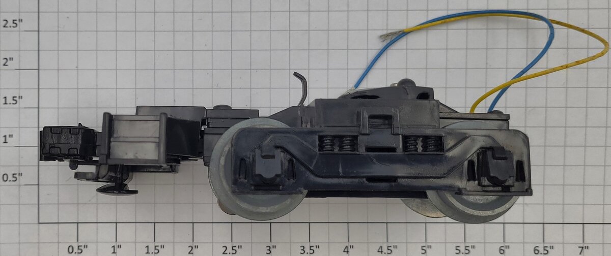 Lionel 18918-101 Black B&M NW-2 Diesel Switcher Stepped Coupler Truck Assembly
