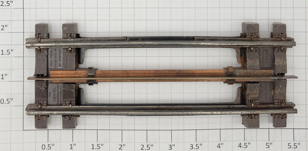 Lionel 38-85 Super O Gauge Operating Track Section