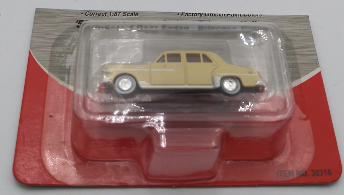Classic Metal Works 30316 HO Mini Metals Princess Yellow '50 DeSoto Sedan Car