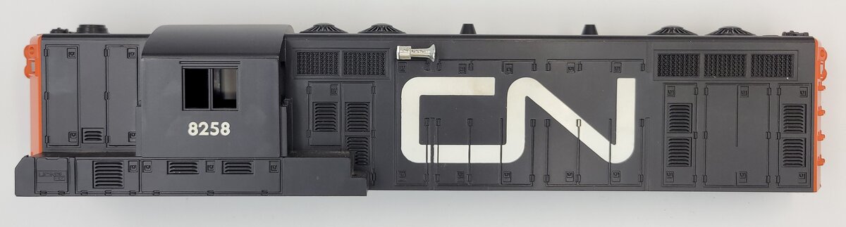 Lionel 8258-3 O Gauge Canadian National GP-7 Diesel Locomotive Shell