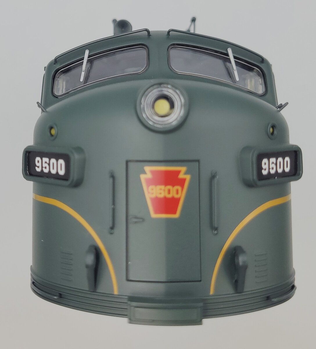 Lionel 14593-2 Dark Green PRR F-3A Diesel Locomotive Shell Assembly #9500