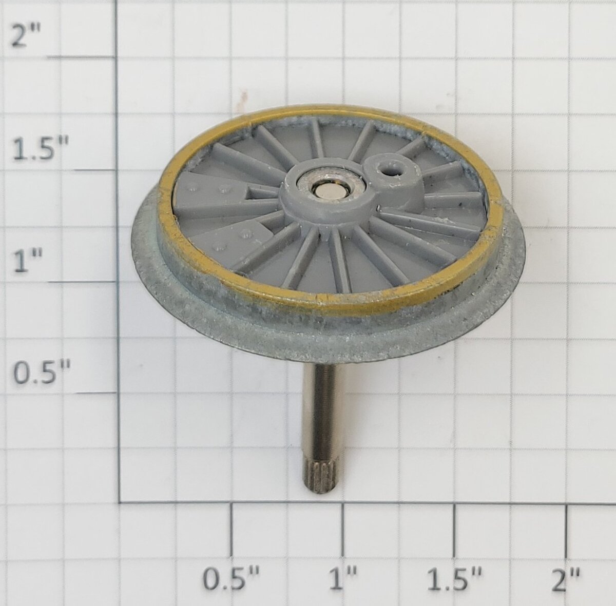 Lionel 18721-530 General 4-4-0 Steam Locomotive Wheel with Drive Gear & Axle