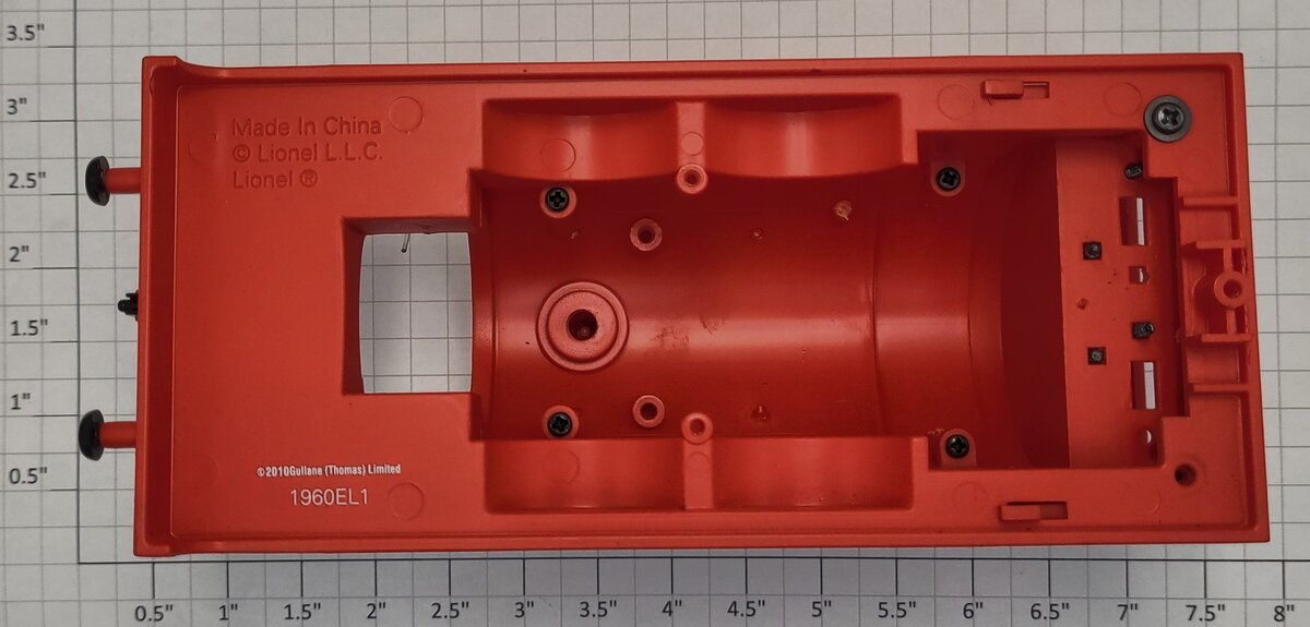 Lionel 18734-7 Thomas and Friends James the Red Engine Shell with Rails #5