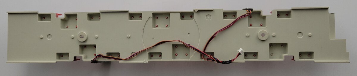 Lionel 25590-4 R-16 Non-Powered Car Interior Assembly