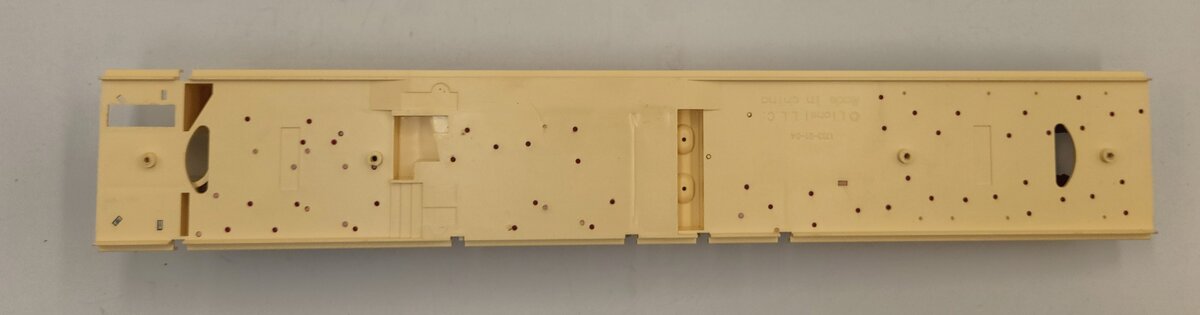 Lionel 15372-25 Tan Aluminum Vista Dome Passenger Car Interior