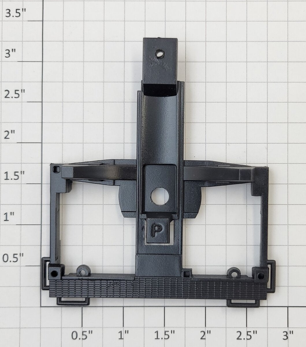 Lionel 17900-44 Plain Black Plastic Uni-Body Tankcar Frame End