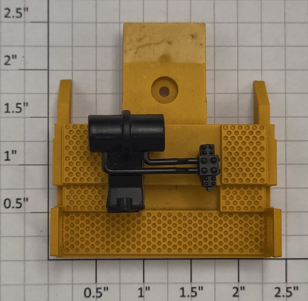 Lionel 16975-126 Yellow Intermodal Car Stepped Brake End Platform