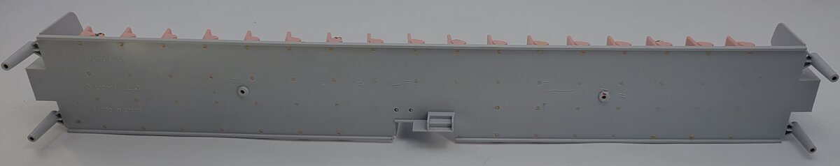 Lionel 15387-5 #34116 Amtrak Superliner Upper Interior