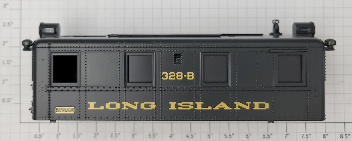 Lionel 18369-2 Long Island Non-Powered Electric Loco BB3 Shell #328-B
