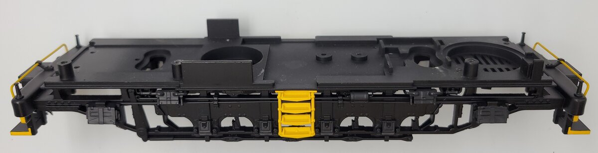 Lionel 18373-58 NYC S-2 Black & Yellow Frame with Side Frames #125