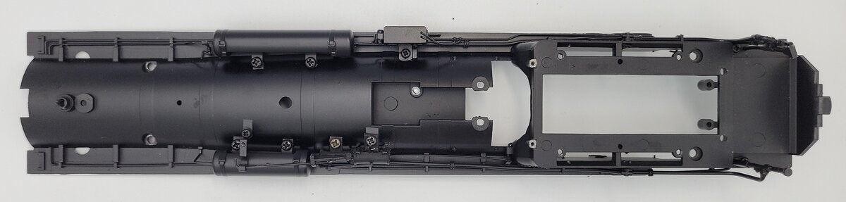 Lionel 11229-3 4-8-4 Milwaukee Road S-3 Legacy Bottom Boiler Shell