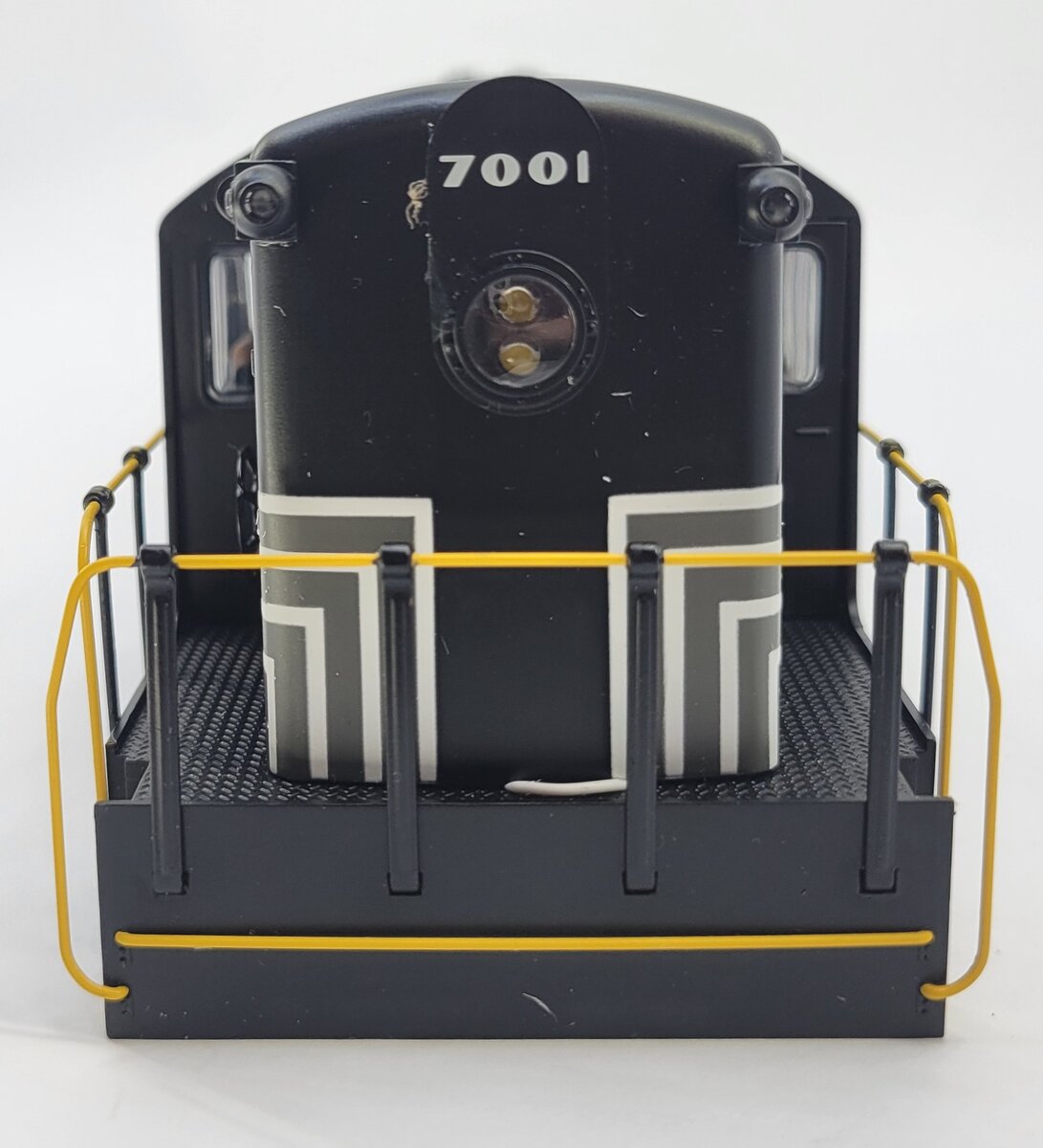 Lionel 18385-2 #7001 H16-44 NYC Conventional Shell