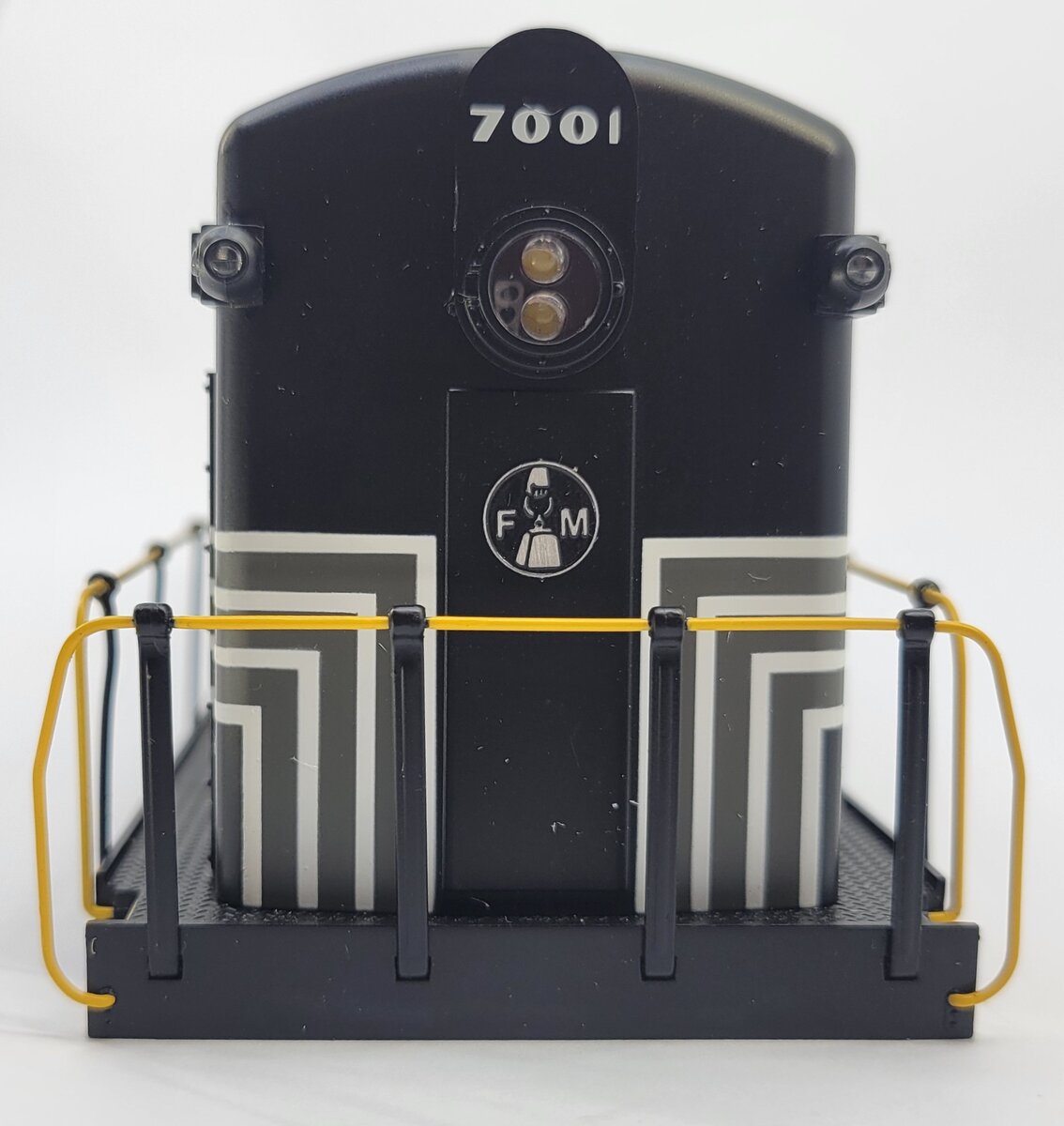Lionel 18385-2 #7001 H16-44 NYC Conventional Shell