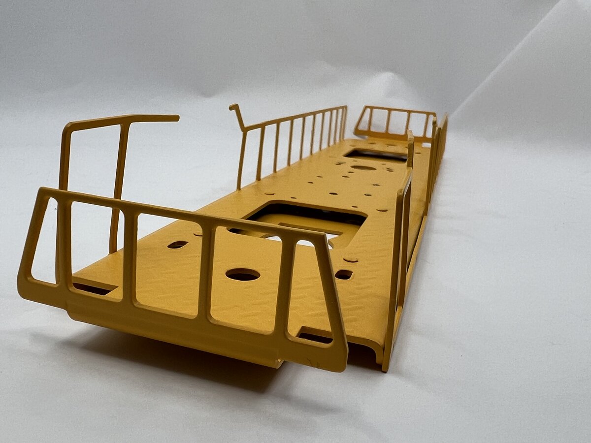 Lionel 28848-58 #2308 Yellow GP-38 Starter Frame