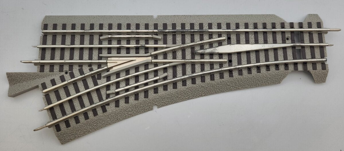 Lionel 12057-219 Left Hand O60 Fastrack Remote Switch Base