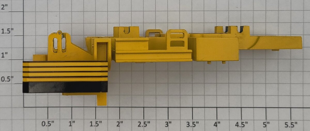 Lionel 18483-23 Yellow Diecast C&O Ballast Tamper Frame with Outriggers