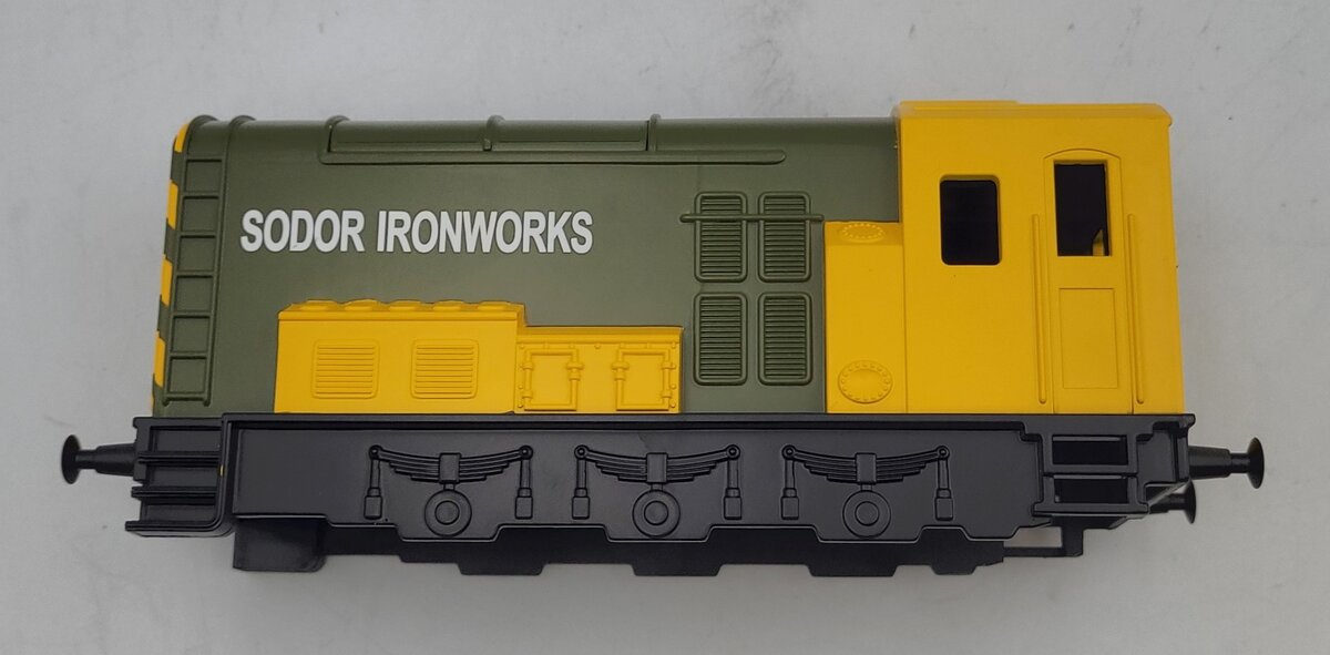 Lionel 28898-2 Plastic Iron Arry / Iron Bert Diesel Locomotive Shell