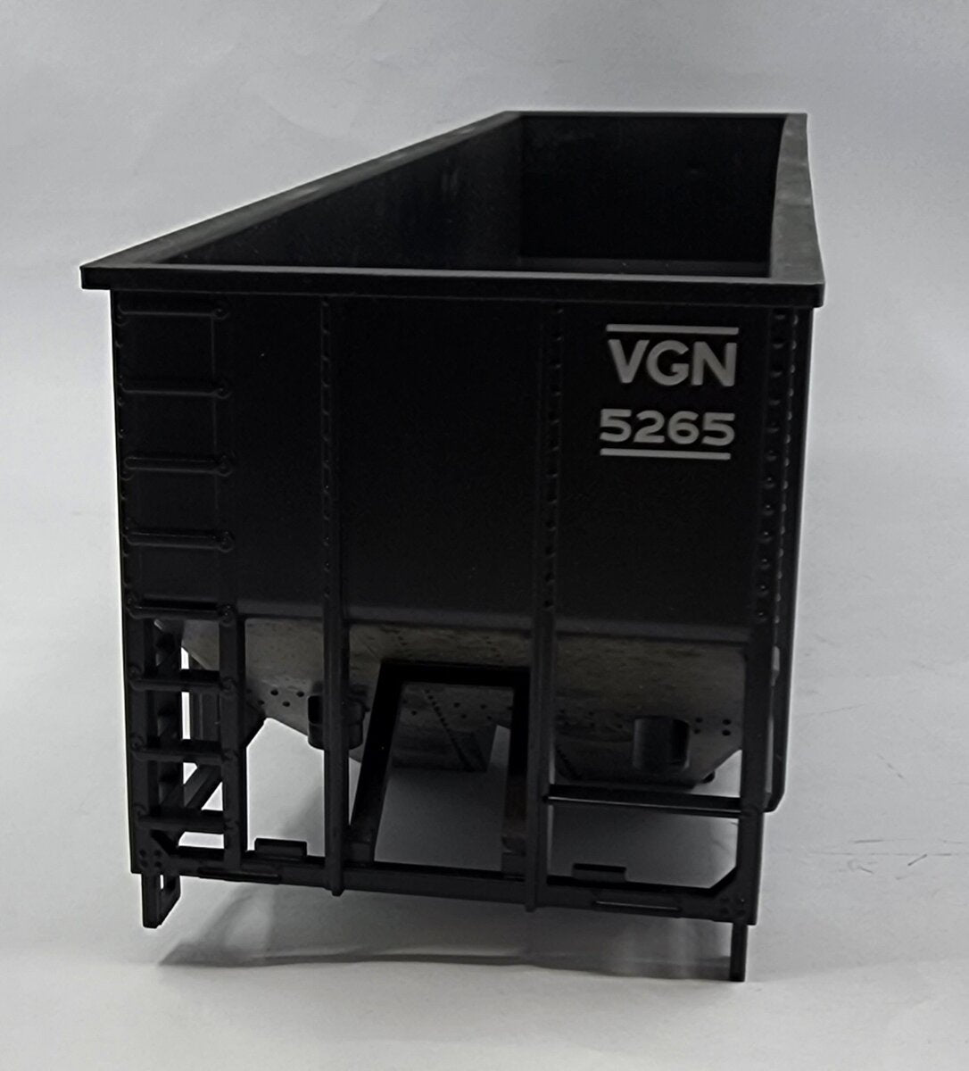 Lionel 17146-7 #5265 Virginian 3-Bay Hopper Shell