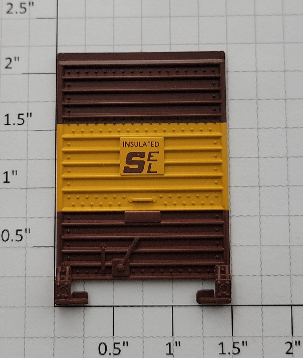 Lionel 17226-13 Milwaukee Road Standard Boxcar Door with Guides (9464-397)