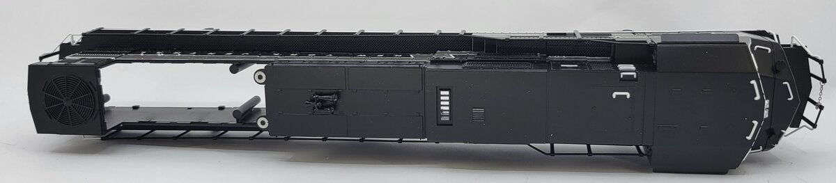 Lionel 28332-2 #9951 SD-80 New York Central Shell