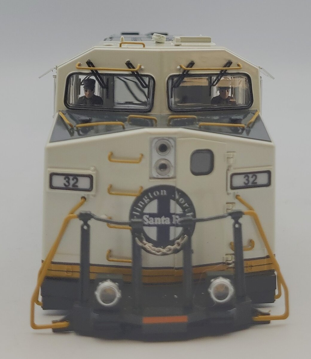 Lionel 28342-2 BNSF AC-6000 Ice Cold Express Diesel Locomotive Body Shell #32