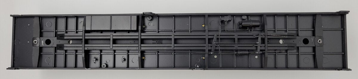 Lionel 27398-58 BNSF 57' Mechanical Reefer Frame With Smoke Effect