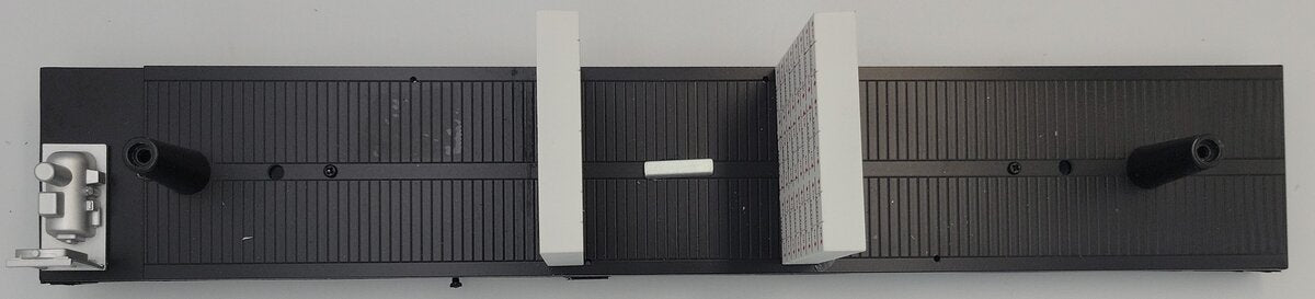 Lionel 27399-58 BNSF 57' Mechanical Reefer Frame with Load