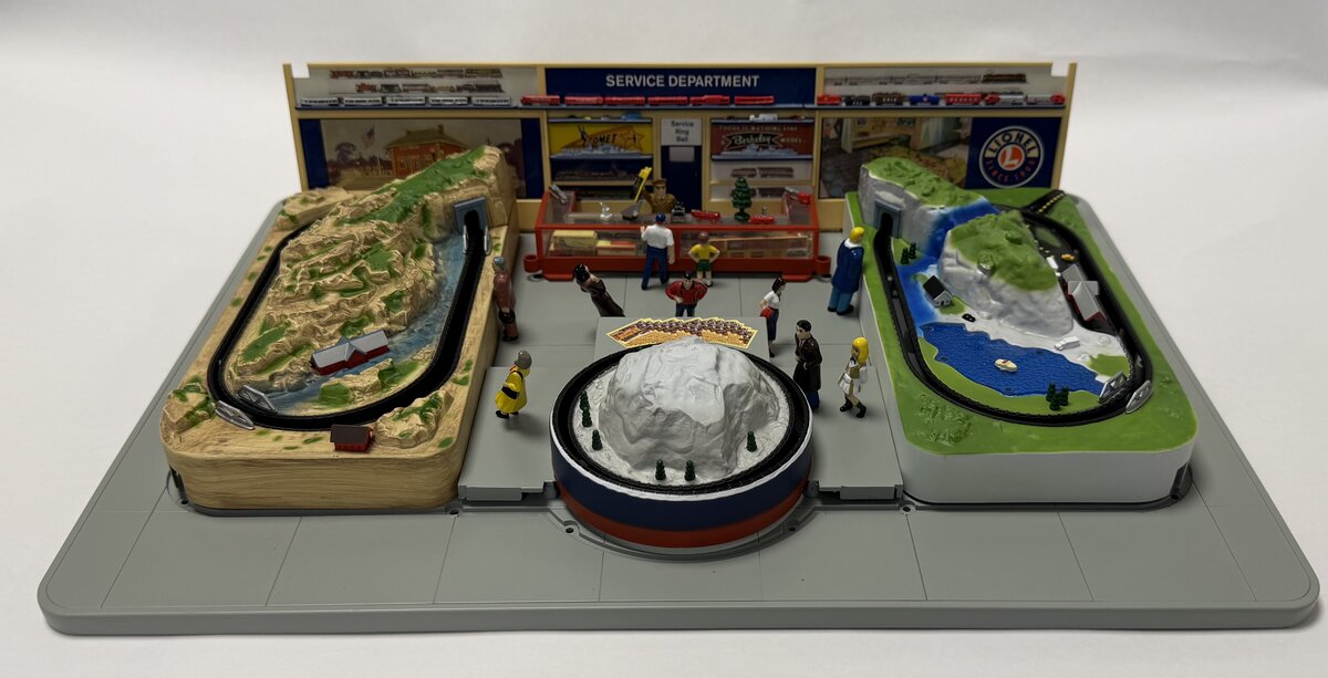 Lionel 24295-2 Hobby Shop Structure with Interior Decorative Fixtures