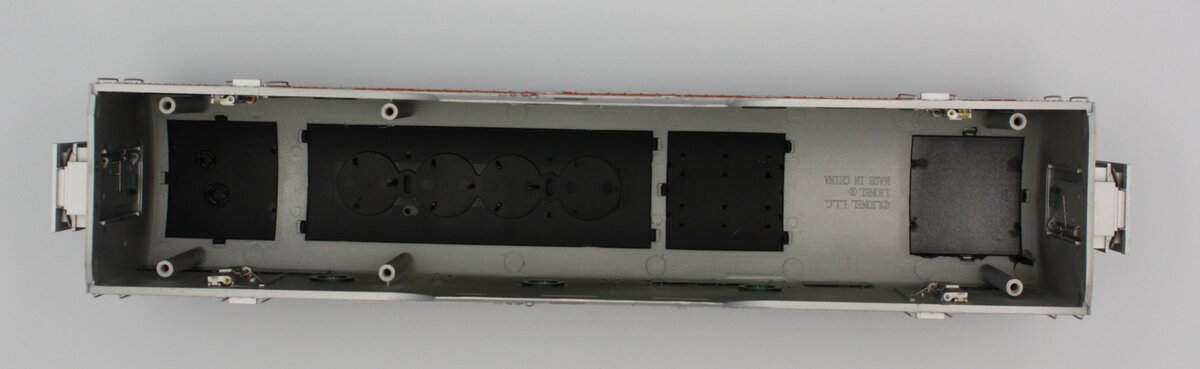 Lionel 24518-007 Western Pacific F3-B Unit Diesel Locomotive Body Shell #802B