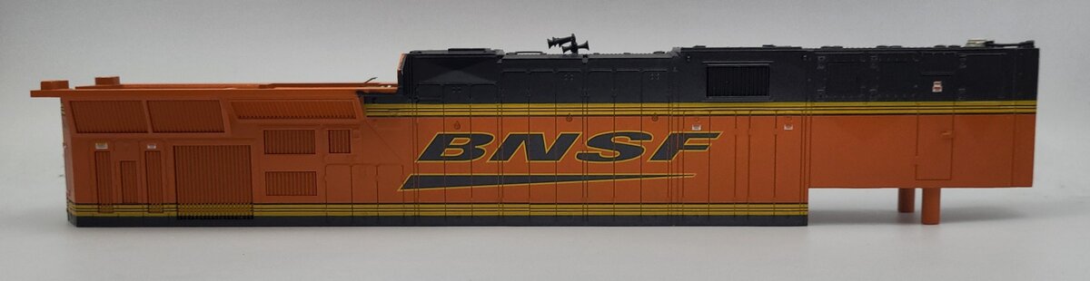 Lionel 28350-2 Orange BNSF Diecast Cabless ES44AC Diesel Locomotive Shell #6431