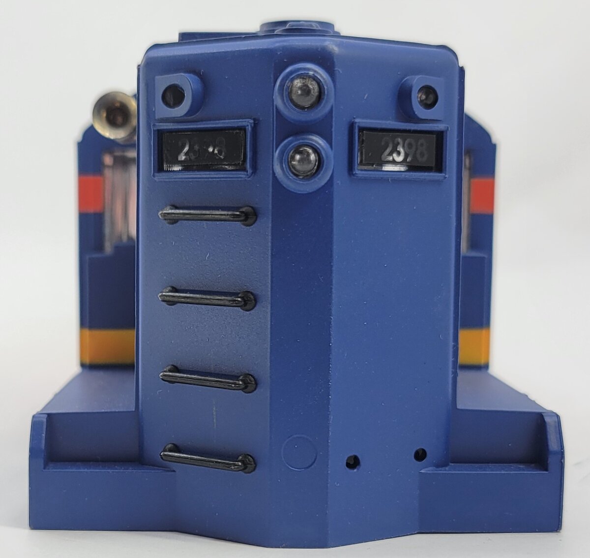 Lionel 18575-4 #2398 GP-9 Custom Series I Shell