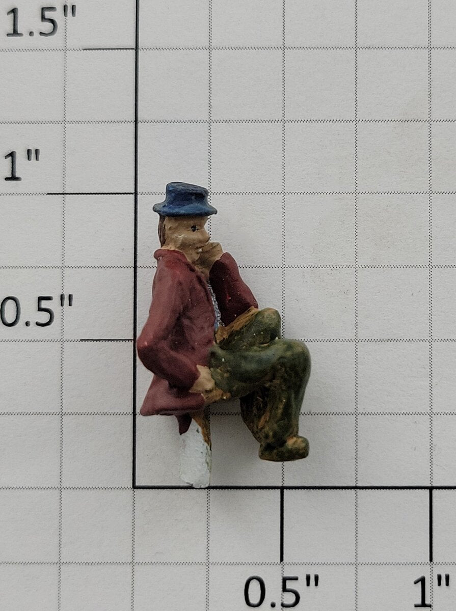 Lionel 24104-50 Hobo Tower Figure Hobo with Green Pants