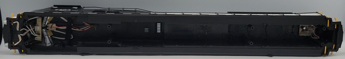 Lionel 28226-02 O Gauge Norfolk Southern SD80MAC Shell #7204