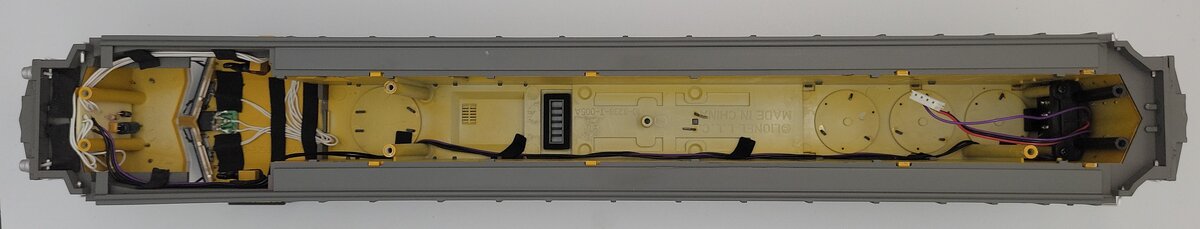 Lionel 28227-2 Union Pacific SD-70 Mac Shell #4979