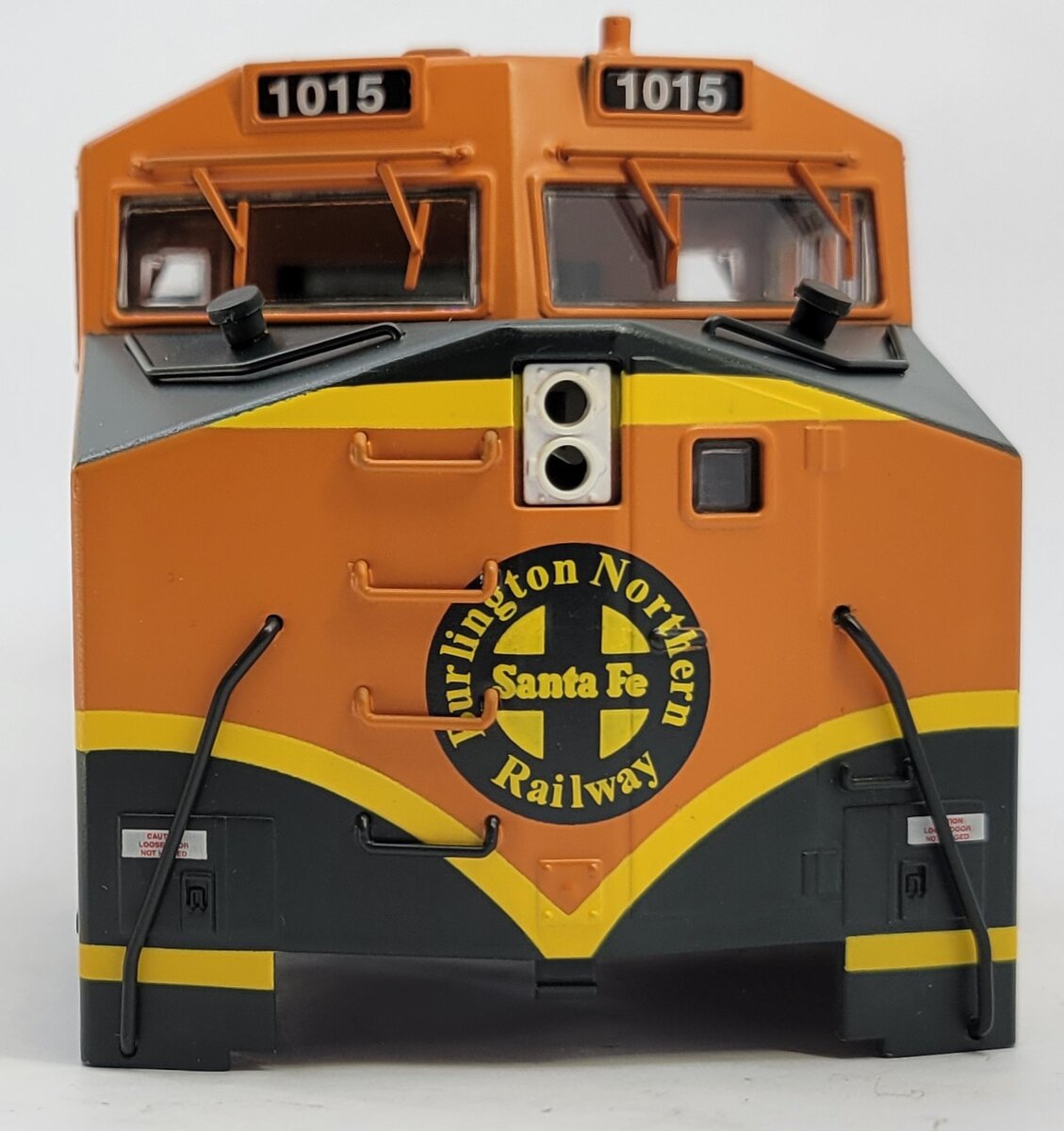 Lionel 18257-7 O Gauge BNSF Dash-9 Diesel Body Shell #1015