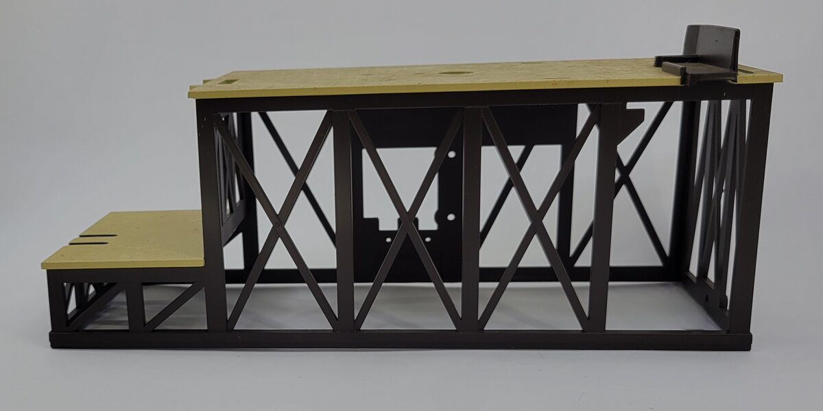 Lionel 34194-3 UPS Package Station Platform Assembly