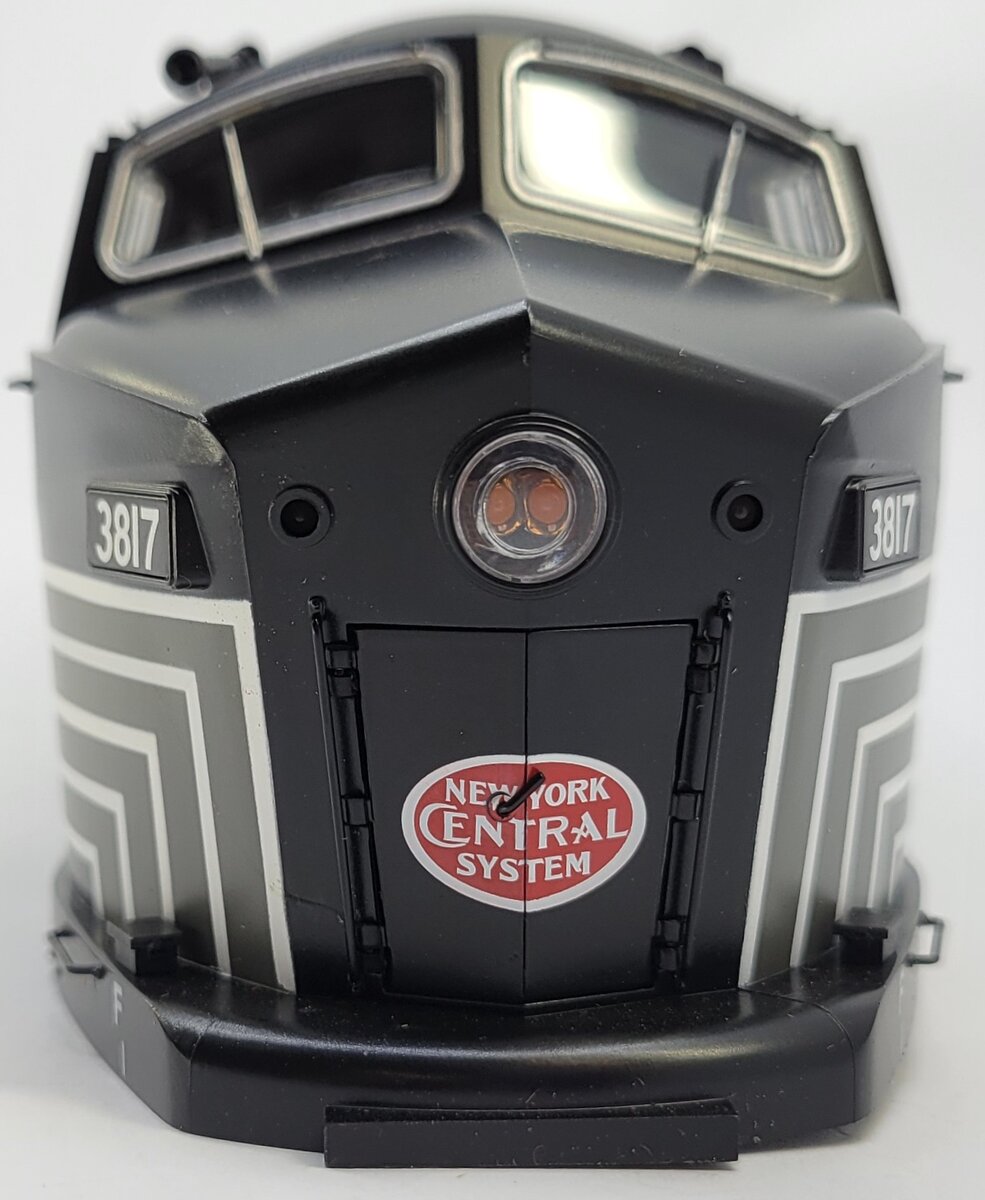Lionel 34524-2 #3817 New York Central Sharknose Shell