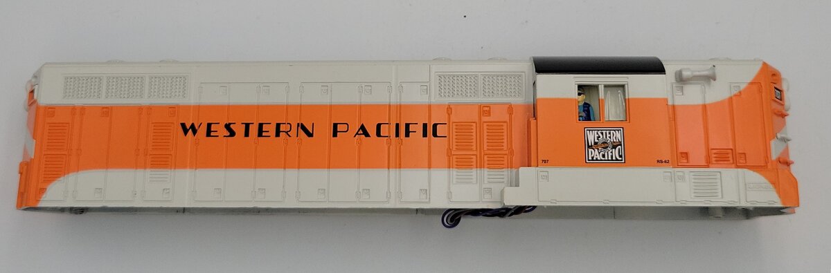 Lionel 28360-2 O Gauge Western Pacific GP-7 Diesel Locomotive Shell #707
