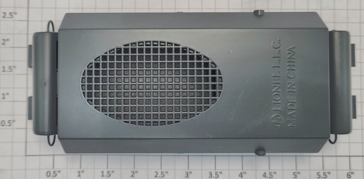 Lionel 28242-506 Southern Pacific U33C Diesel Gray Fuel Tank without Speaker