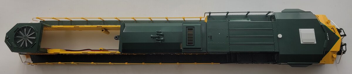 Lionel 28373-7 Chicago and North Western SD70ACe Steam Locomotive Shell #1859