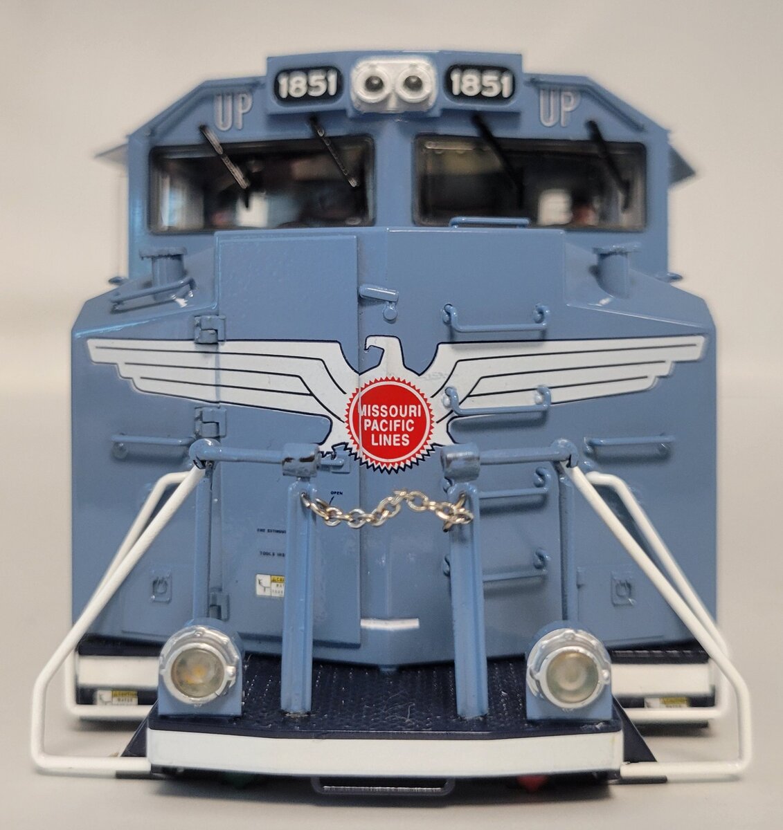 Lionel 28376-7 Missouri Pacific Lines SD70ACe Diesel Locomotive Shell #1851