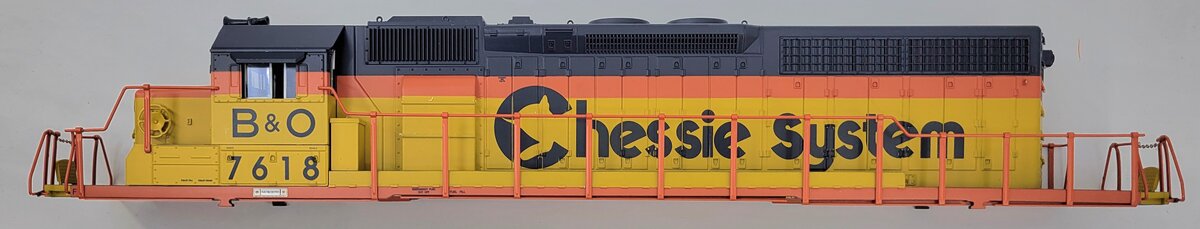 Lionel 28246-2 SD-40 Dummy Chessie Shell
