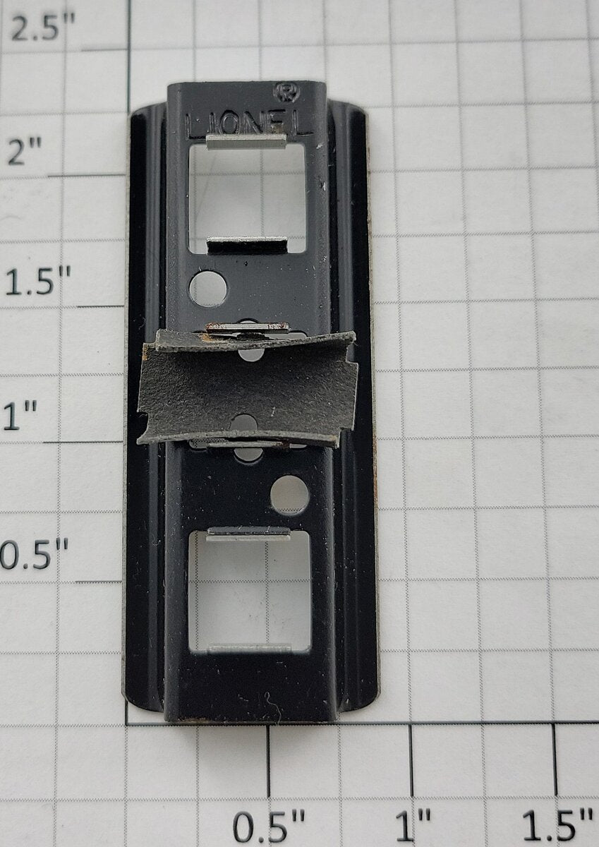 Lionel 15572-10 O Gauge Black Track Tie with Insulator