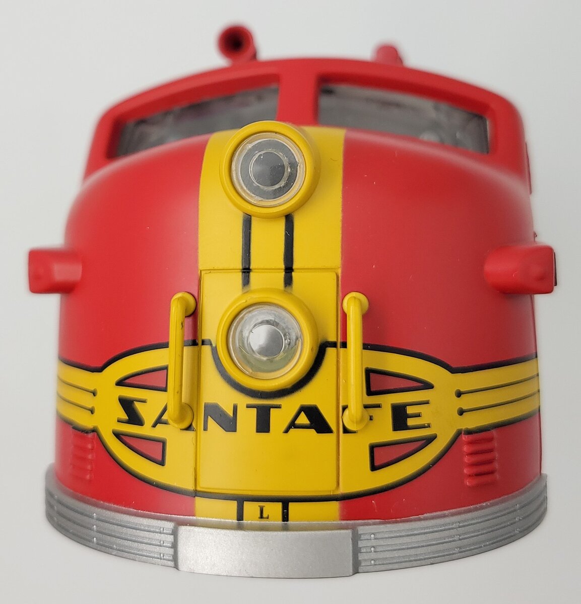 Lionel 38215-7 Santa Fe Diesel Locomotive FT A Shell #165