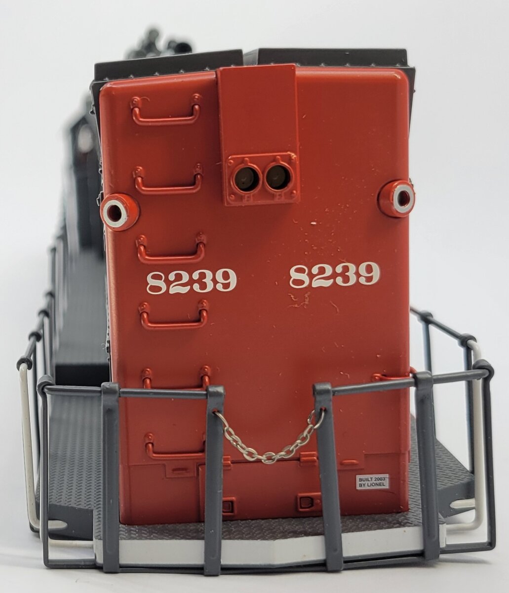 Lionel 28541-7 Southern Pacific SD-40-2 Body Shell #8239